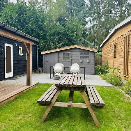 Chalet Unique In The Veluwe With Air Conditioning *